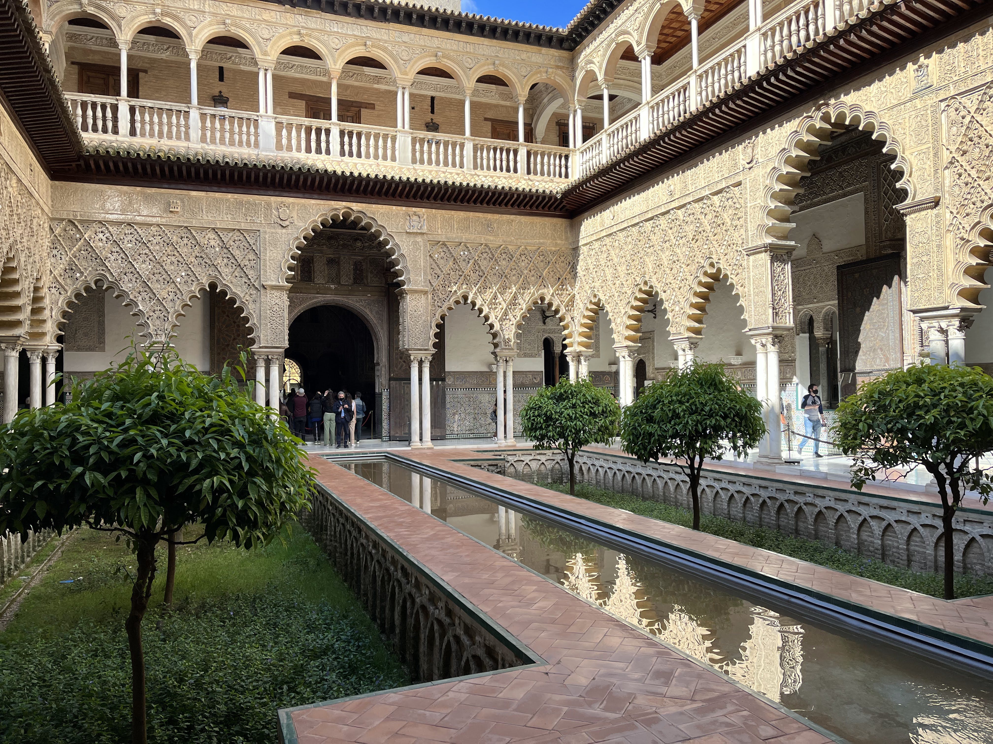 Real Alcázar de Sevilla inside